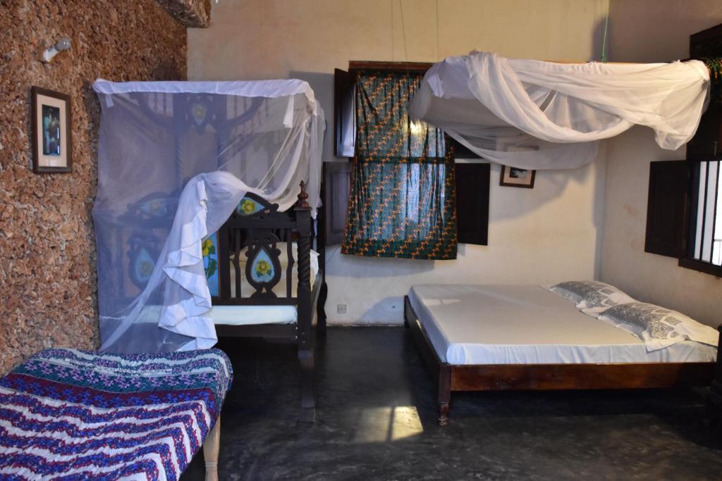 Discover Amu House Lamu on attenvo