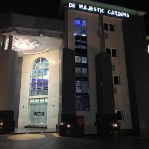 De Majestic Gardens Hotel in Imo