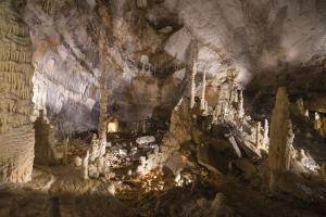 Explore Frasassi caves on attenvo