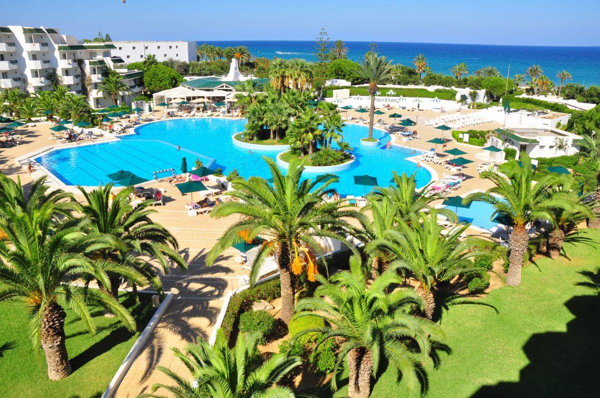 Discover One Resort El Mansour on attenvo