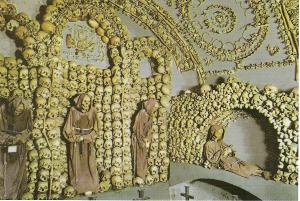 Explore Capuchin crypt on attenvo