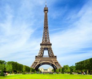 Explore The Eiffel Tower on attenvo