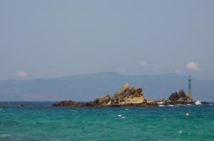 Explore Point Cires  islalnd on attenvo