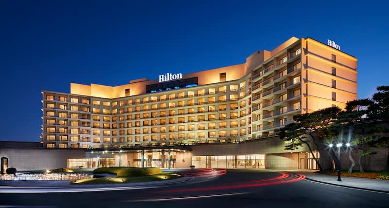 explore Hilton Alexandria Corniche on attenvo