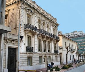 Explore Athens City Museum on attenvo