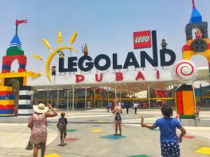 Explore Legoland on attenvo