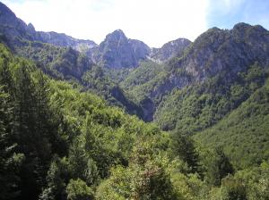Explore Parco Nazionale d’Abruzzo on attenvo