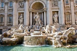 Explore Trevi Fountain of Rome on attenvo