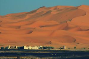 Explore Sahara desert on attenvo