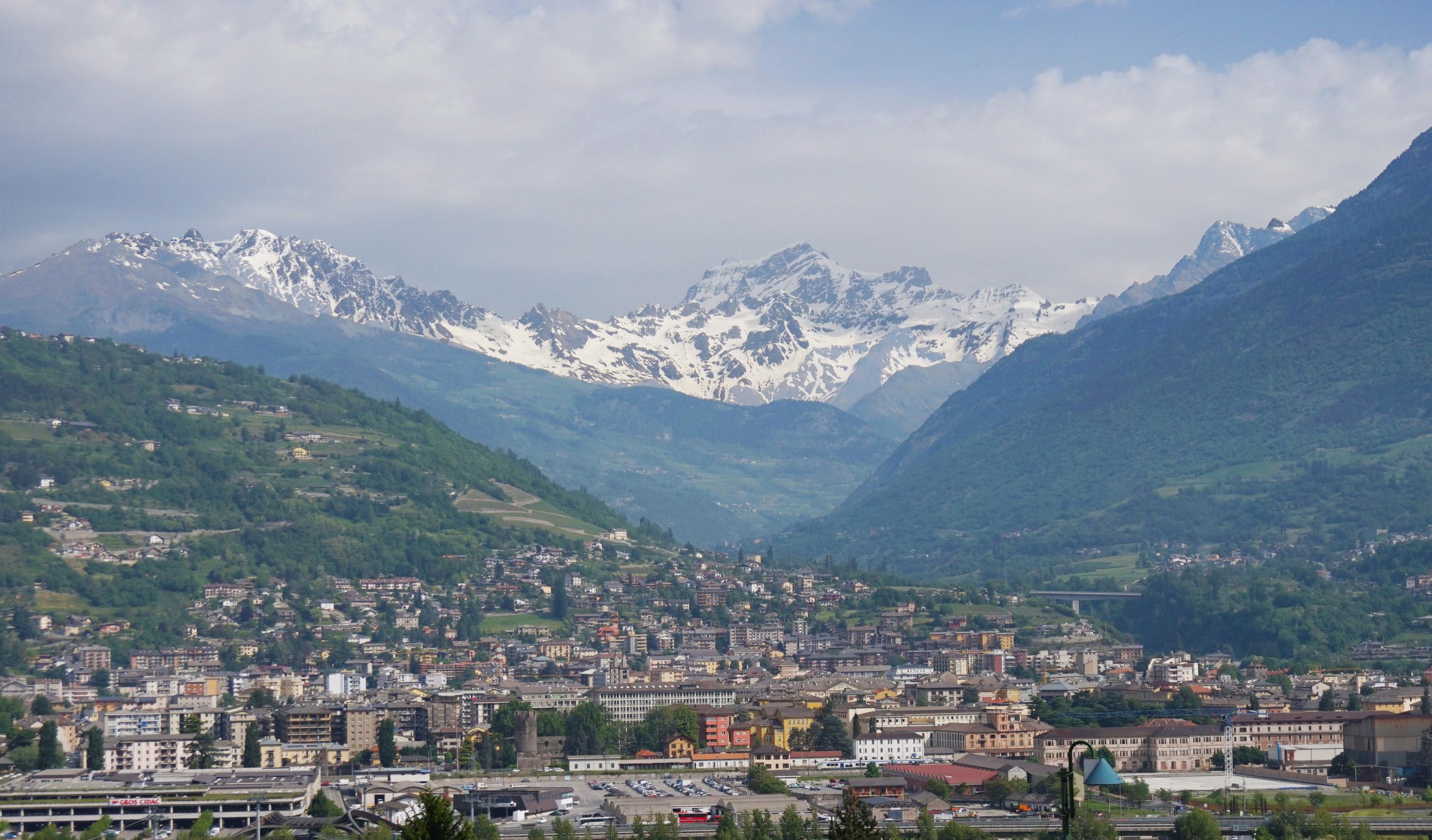 explore beautiful attractions in Aosta Valley on attenvo