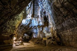 Explore Sudwala Caves on attenvo
